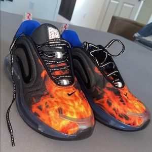 Nike AirMac 720 FLAME